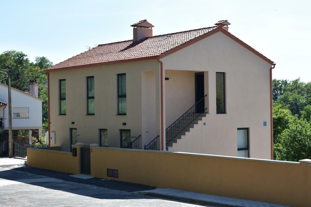 Apartamentos Compostela Lobios Eksteriør billede
